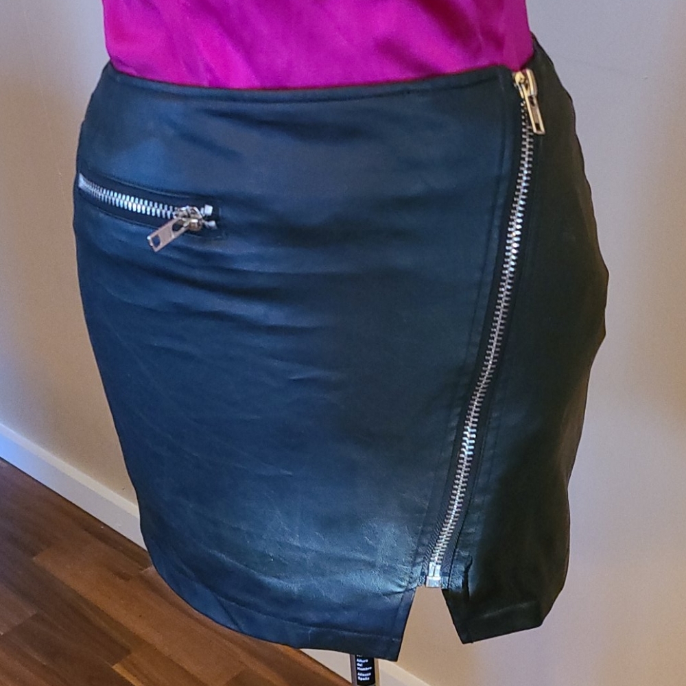 Sans Souci faux leather wrap mini - Picture 2 of 4